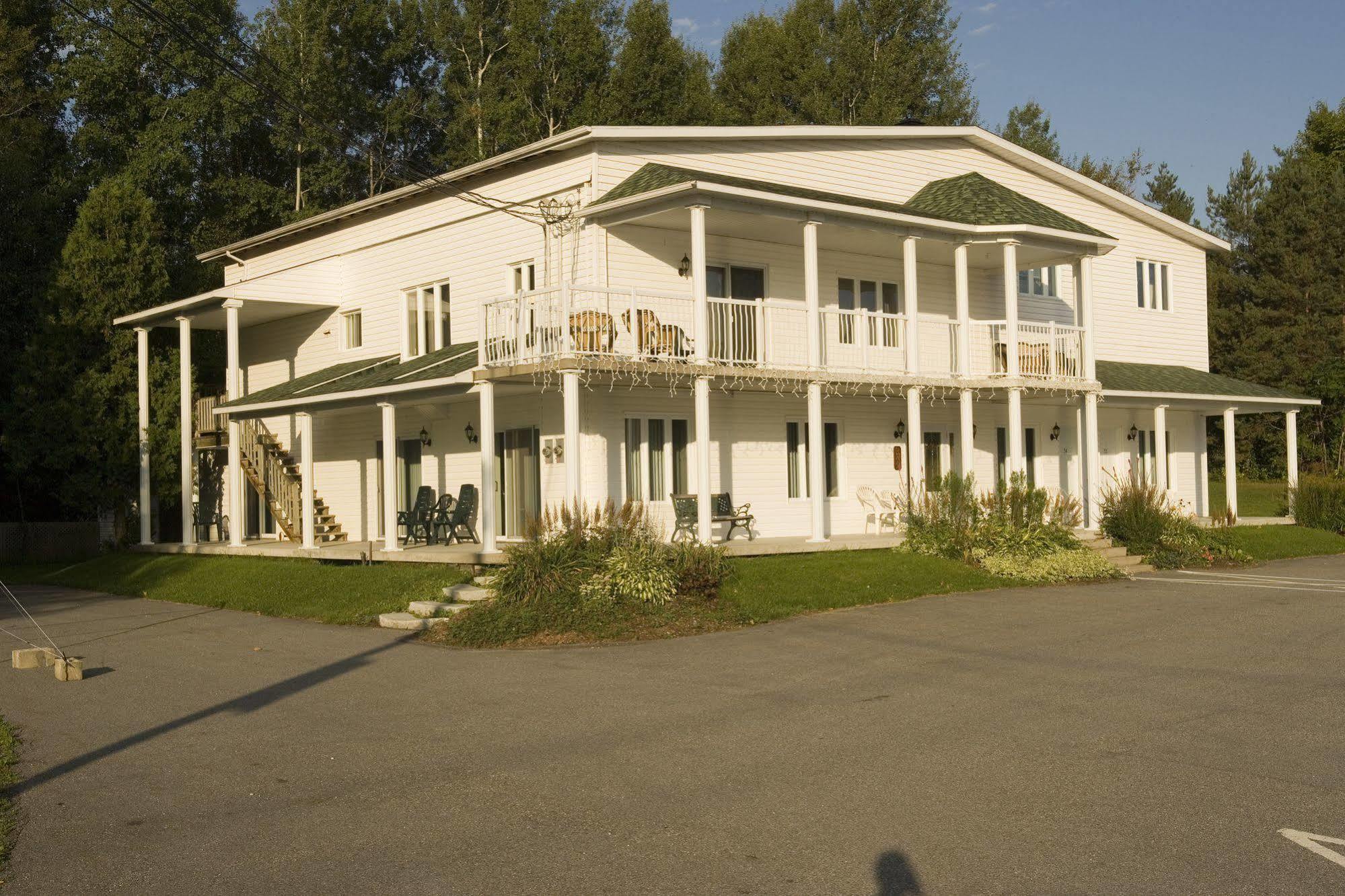 Manoir Du Lac William Saint-Ferdinand Exterior foto